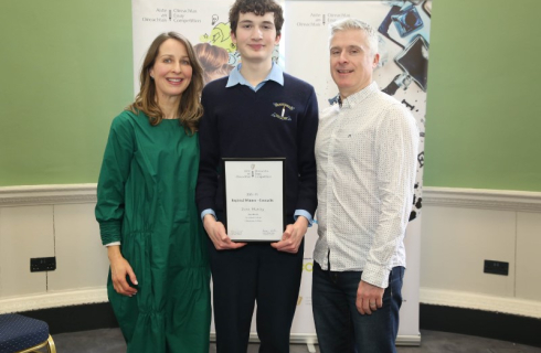 OIREACHTAS ESSAY COMP 32